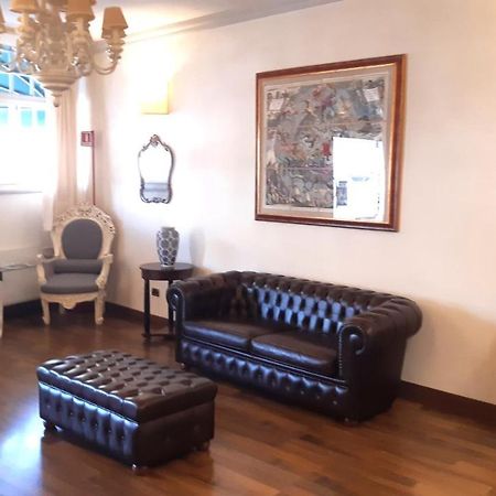 Albergo Moderno Lucca Ngoại thất bức ảnh