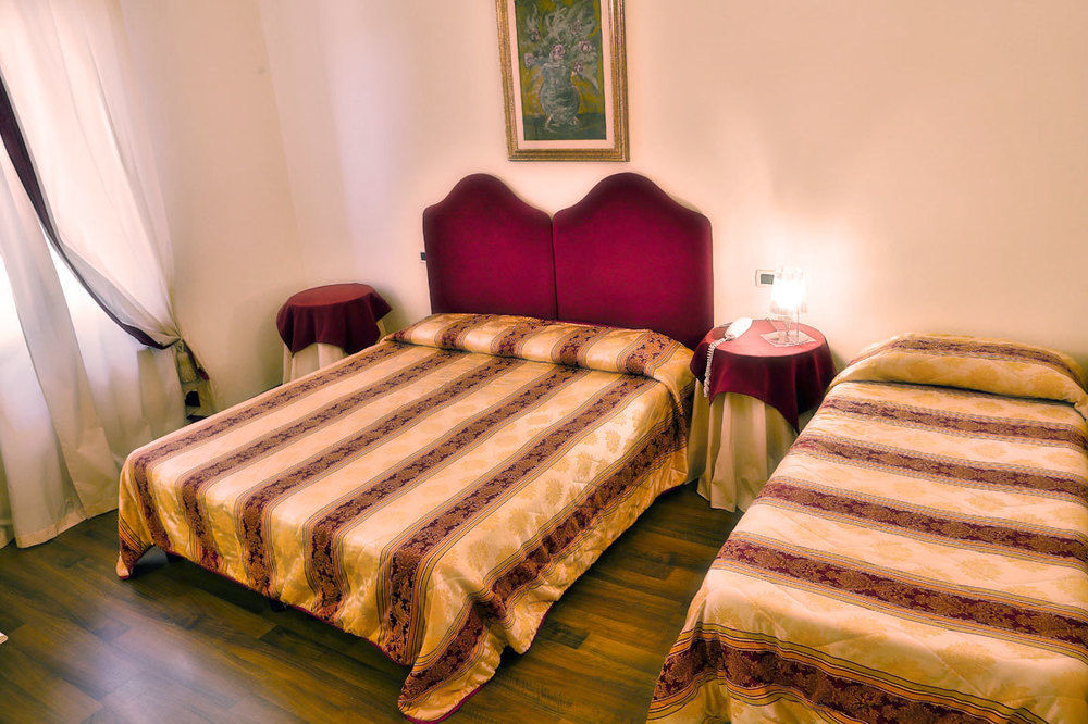 Albergo Moderno Lucca Ngoại thất bức ảnh
